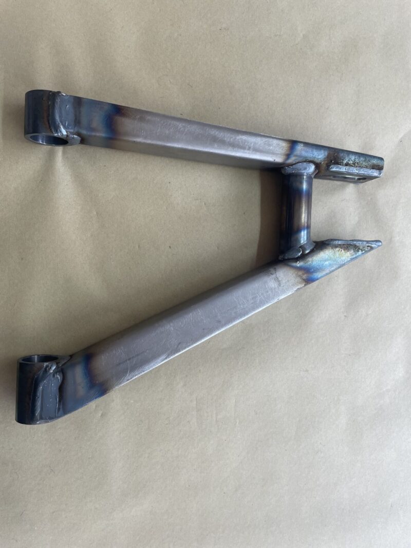 Wishbone LH/RH rear upper (2 REQUIRED PER CAR) - Image 2